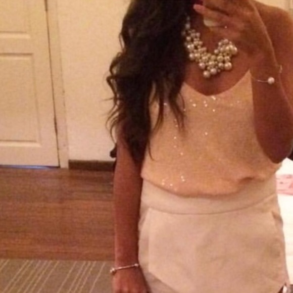 Pearl Statement Necklace - Picture 3 of 7